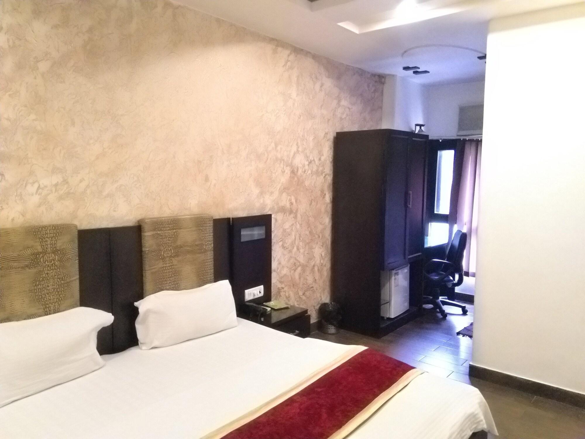 Arihant Inn-Near Blk Hospital Nueva Delhi Exterior foto